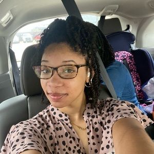 Meet your Posher, Dajionae